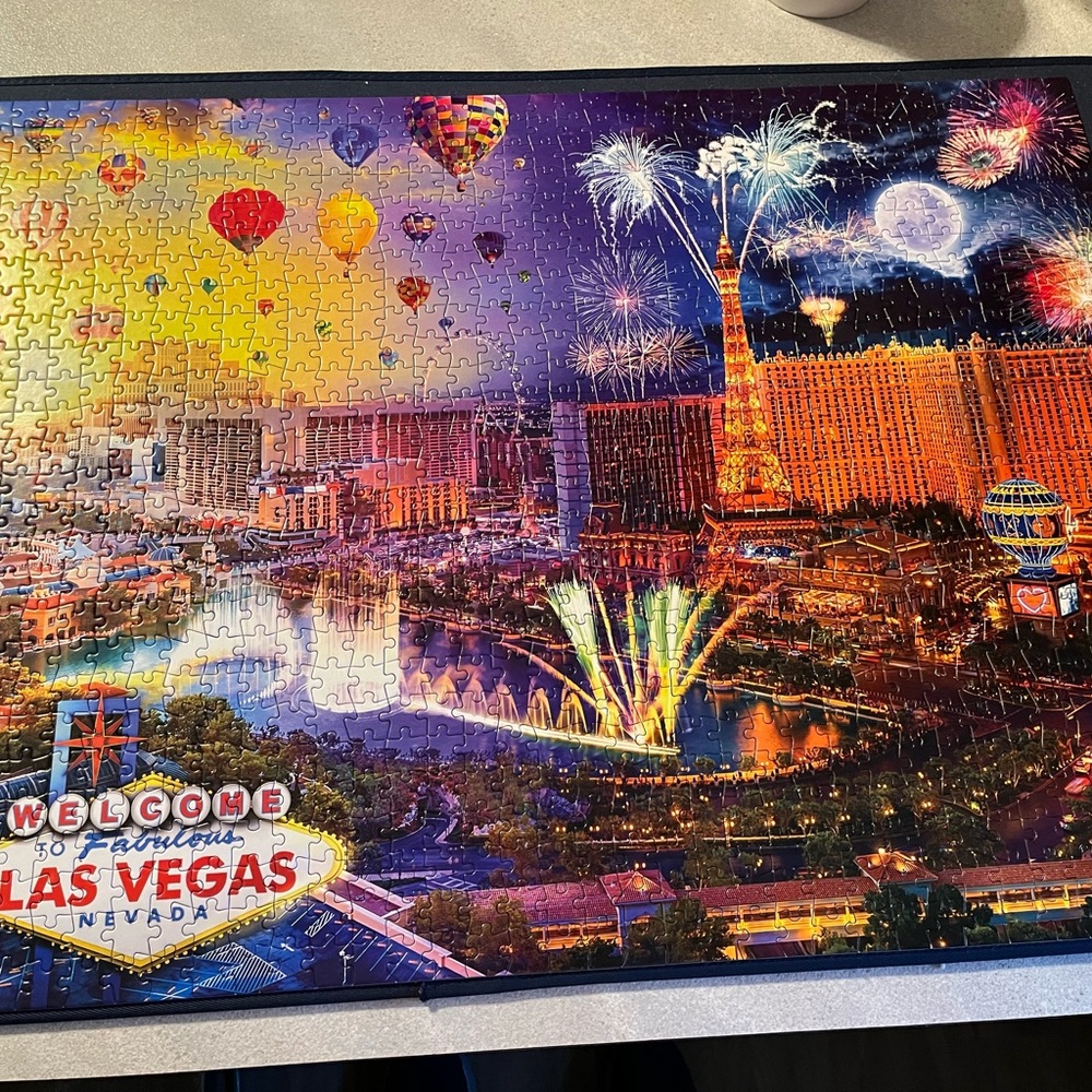 Night & Day 1000 piece puzzle